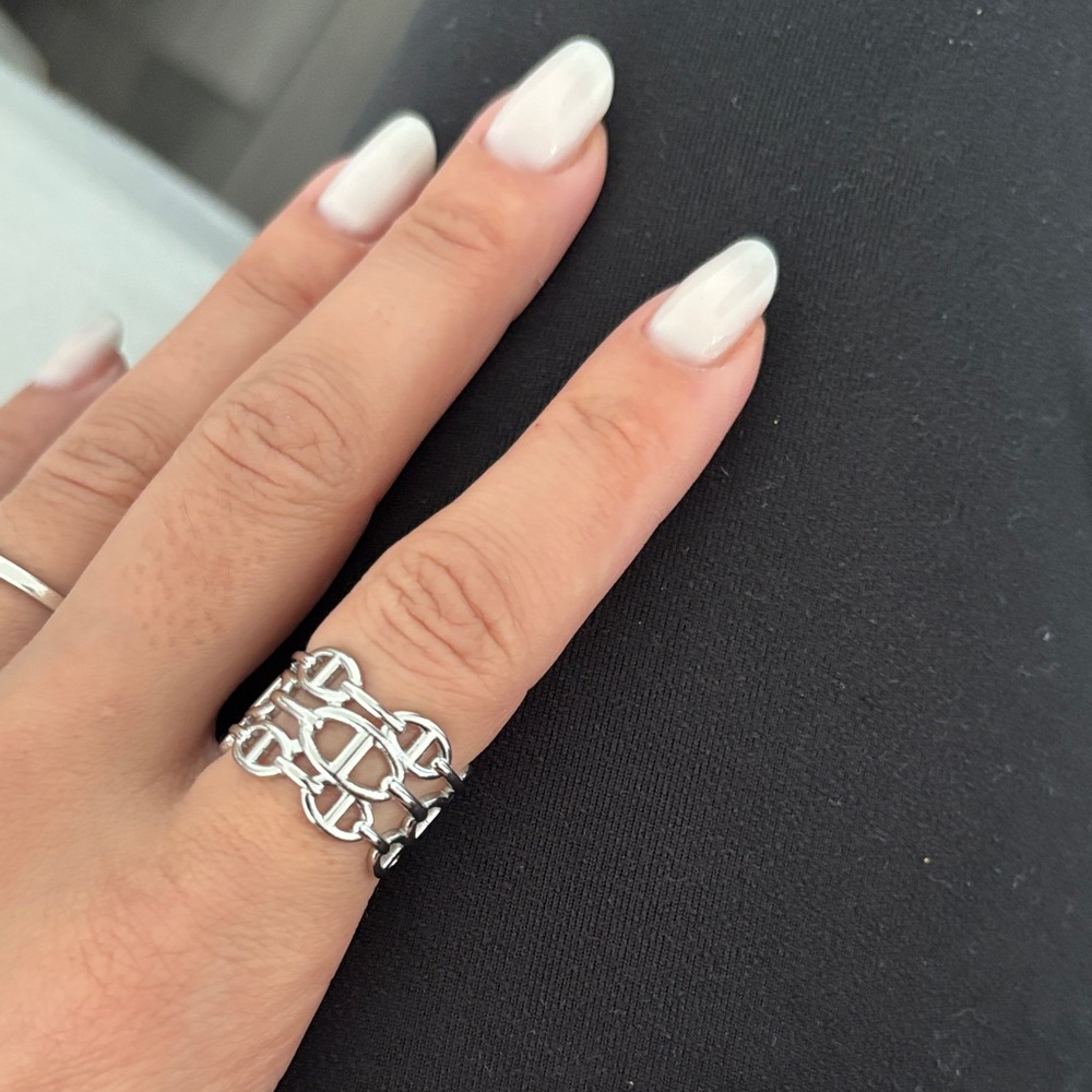 Elegant Silver Chain Link Ring